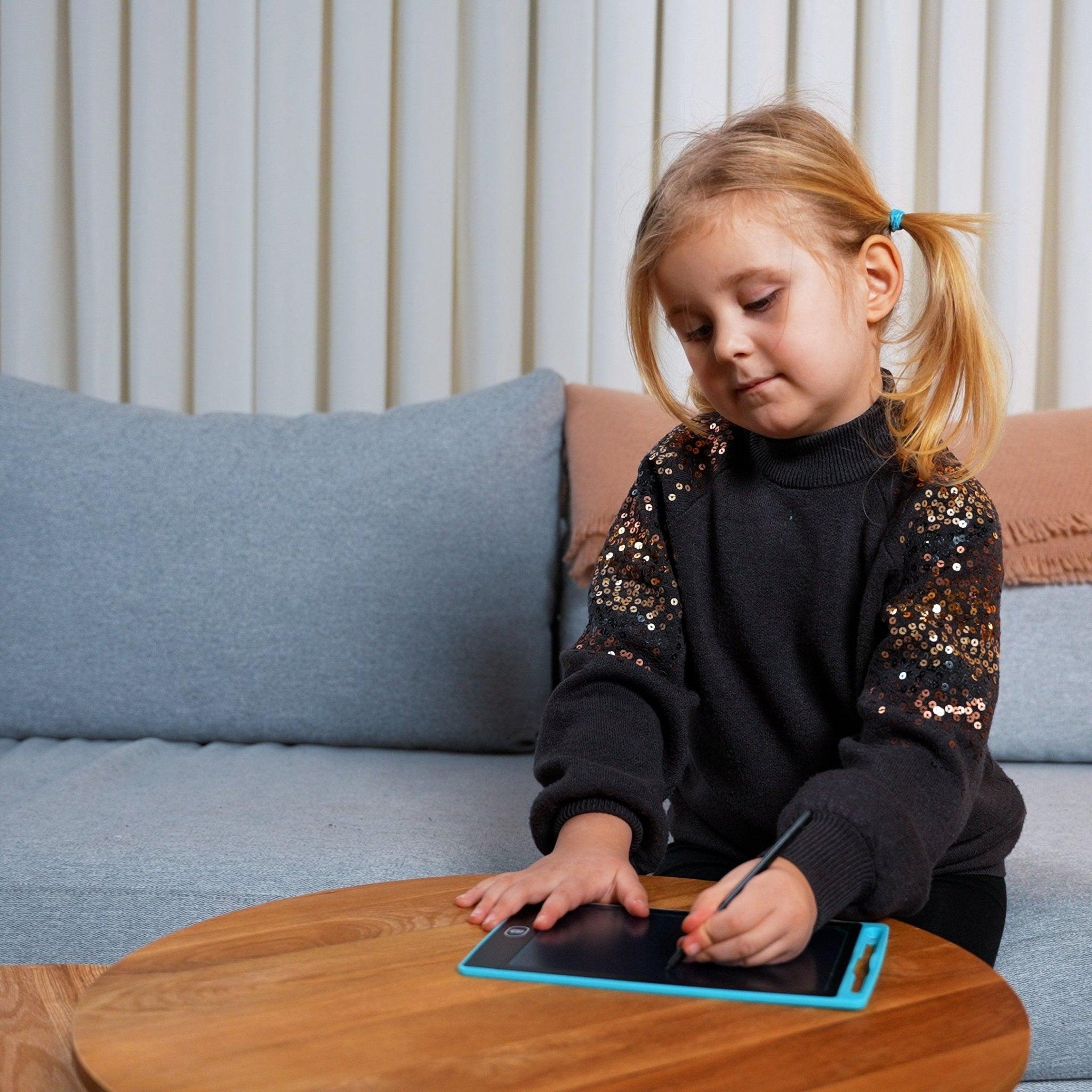 Lyseblå LCD-tegnetablet til børn med medfølgende pen